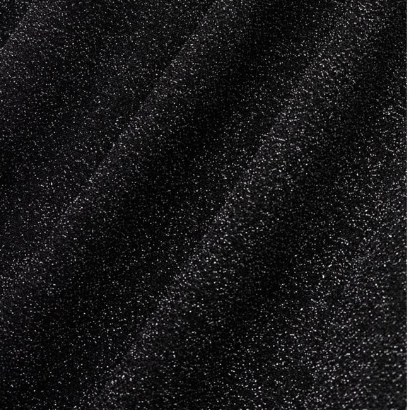 Oseree Black Backless Feather duster dresss - Picture 4 of 4